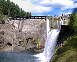 Its all coming down: Condit Dam on the White Salmon River