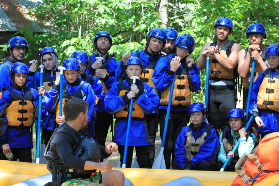 CGJKC group getting ready for rafting