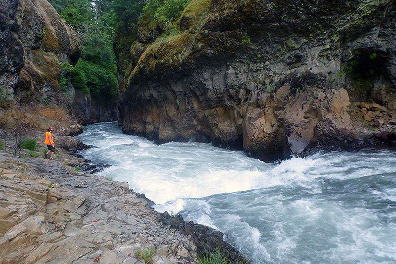 White Salmon River Steelhead Falls in 2012